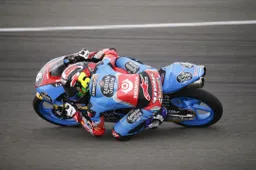 CEV Moto3, Valencia: Yamanaka beffa Kunii e vince Gara 2