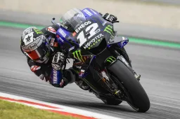MotoGP: Viñales sanzionato, perde tre posizioni in griglia