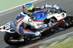 Bol d'Or: ritiro per la BMW, Suzuki SERT sempre al comando davanti a Kawasaki SRC