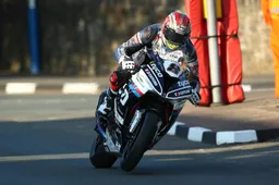 Tragica scomparsa al TT di Dan Kneen