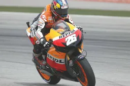 MotoGP Sepang Prove 3: duello tra Pedrosa e Lorenzo