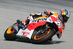 MotoGP Sepang Prove 3: Pedrosa 1°, volo di Pol Espargaro