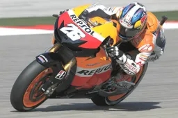 Dani Pedrosa: "Sono arrabbiato: anche partendo ultimo potevo vincere. Il mondiale? Non è finita"