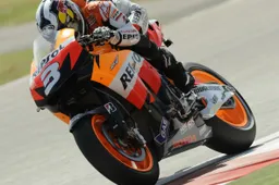 MotoGP: Dani Pedrosa rinnova con Honda e sale sul podio