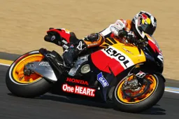 MotoGP: Dani Pedrosa non correrà a Barcellona