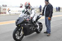 Superstock 1000: "armata" BMW, addirittura 7 moto al via