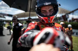 Superbike, Danilo Petrucci emoziona a Misano: "Non so come ho fatto"
