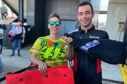 Superbike, Danilo Petrucci si consola con un prosciutto spagnolo