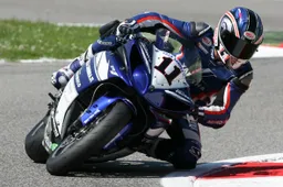 CIV: crea lo slogan e vinci un giro al Mugello su Yamaha biposto