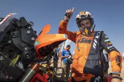 Il consiglio di Danilo Petrucci: "Piloti MotoGP, provate la Dakar!"