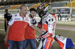 MotoGP Qatar: Danilo Petrucci fuori gioco, non correrà