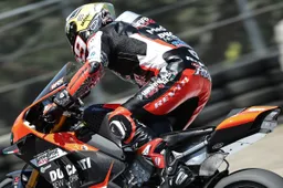 Danilo Petrucci 2° avvicina Gagne nelle qualifiche di Brainerd