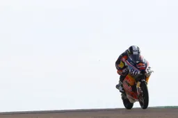 Red Bull Rookies Cup, Aragón-2: Gara 2, David Alonso al fotofinish