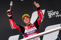 Moto3, David Alonso: l'esordiente colombiano è già nella storia