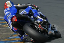 24h Le Mans: Yamaha GMT94 sviluppa le gomme Bridgestone