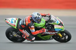 Supersport Silverstone Qualifiche 2: pole per David Salom