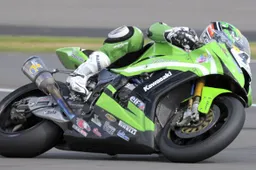 Superbike: Team Pedercini con Salom, McFadden e Lundh