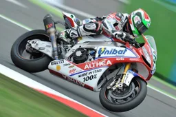 Superbike Magny Cours Prove 2: Giugliano 1°, Badovini 2°