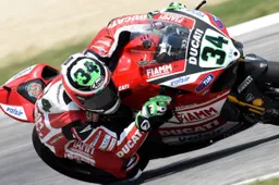 Superbike Misano Prove 3: Giugliano davanti a Melandri