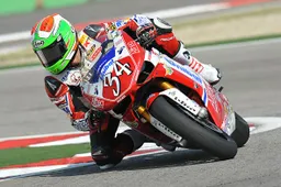 Superstock 1000 Imola Prove Libere 2: Giugliano al comando