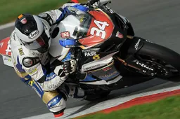 Superstock 1000: concluso il rapporto tra Giugliano e Team06