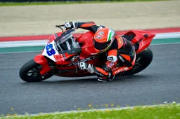 Davide Stirpe, storia surreale "Sono caduto con lo scooter nel paddock"