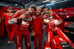 MotoGP, Davide Tardozzi: "Ordini di scuderia? Ci penseremo"