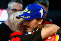 MotoGP, Davide Tardozzi: "Marquez gara furba, invece Pecco..."