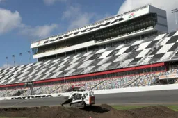 Daytona 200: fervono i preparativi per l'edizione 2012