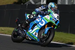 Un'altra stagione nel British Superbike per Dean Harrison