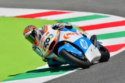 Moto2: Pons HP40 licenzia Hector Barberá