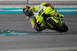 MotoGP, anche Di Giannantonio infortunato: clavicola fratturata, torna in Italia