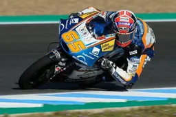 Moto3 Brno, Prove 1: Philipp Öttl al comando, cade Martín