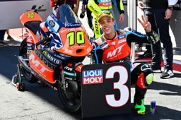 Moto3: Diogo Moreira la storia continua, finalmente il podio!
