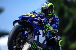 MotoGP Brno, Prove 3: Valentino Rossi 1° davanti alle Ducati, Viñales in Q1