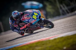 Moto3 Silverstone, Prove 3: Jakub Kornfeil 1° in condizioni miste, seguono Öttl e Ramírez