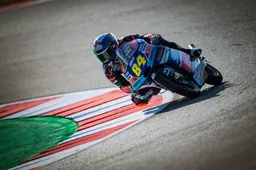 Moto3 Aragón, Prove 1: Miglior tempo e caduta finale per Jakub Kornfeil