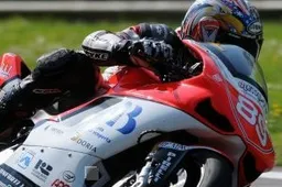 CIV STK 1000: Colucci vince in volata davanti a Corti e Petrucci