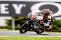 Moto3: Che spettacolo a Phillip Island! Trionfa Arenas davanti a Di Giannantonio e Vietti