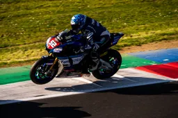 CIV Superbike Misano Gara 1: Delbianco show, Pirro giù