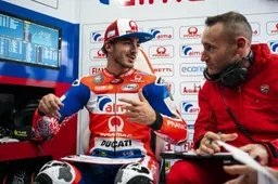 MotoGP: Primo contatto per i rookie. Bagnaia: "La moto è impressionante"