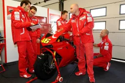 MotoGP: Valentino Rossi prova a Misano con una Ducati 1198!