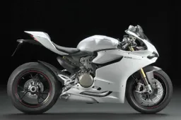 Ducati 1199 Panigale Arctic White