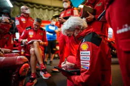 I segreti della supremazia elettronica Ducati: remote garage, analisi dei dati e IA