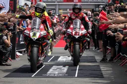 Superbike da pazzi: la Ducati castrata di altri 250 giri