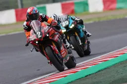 8h Suzuka, start: Honda HRC che scatto ma il sogno Ducati continua