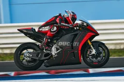 Occhio al futuro: le prime immagini della MotoE firmata Ducati