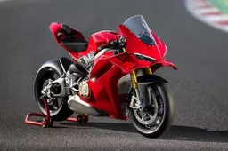 La Ducati Panigale V4 S pronta a correre nel Mondiale Endurance