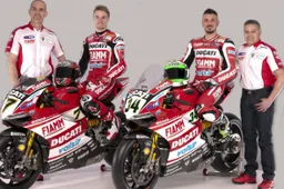 Superbike: i nuovi colori del team ufficiale Ducati