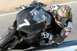 Superbike: il team ufficiale Ducati in pista a Jerez